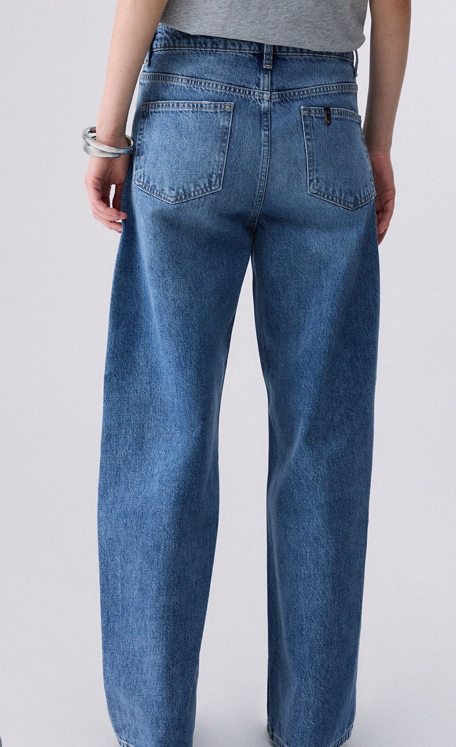 Jean Droit LIU.JO avec ceinture asymétrique AWRY BLUE