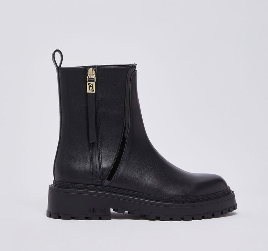 Bottines en cuir LIUJO Noires