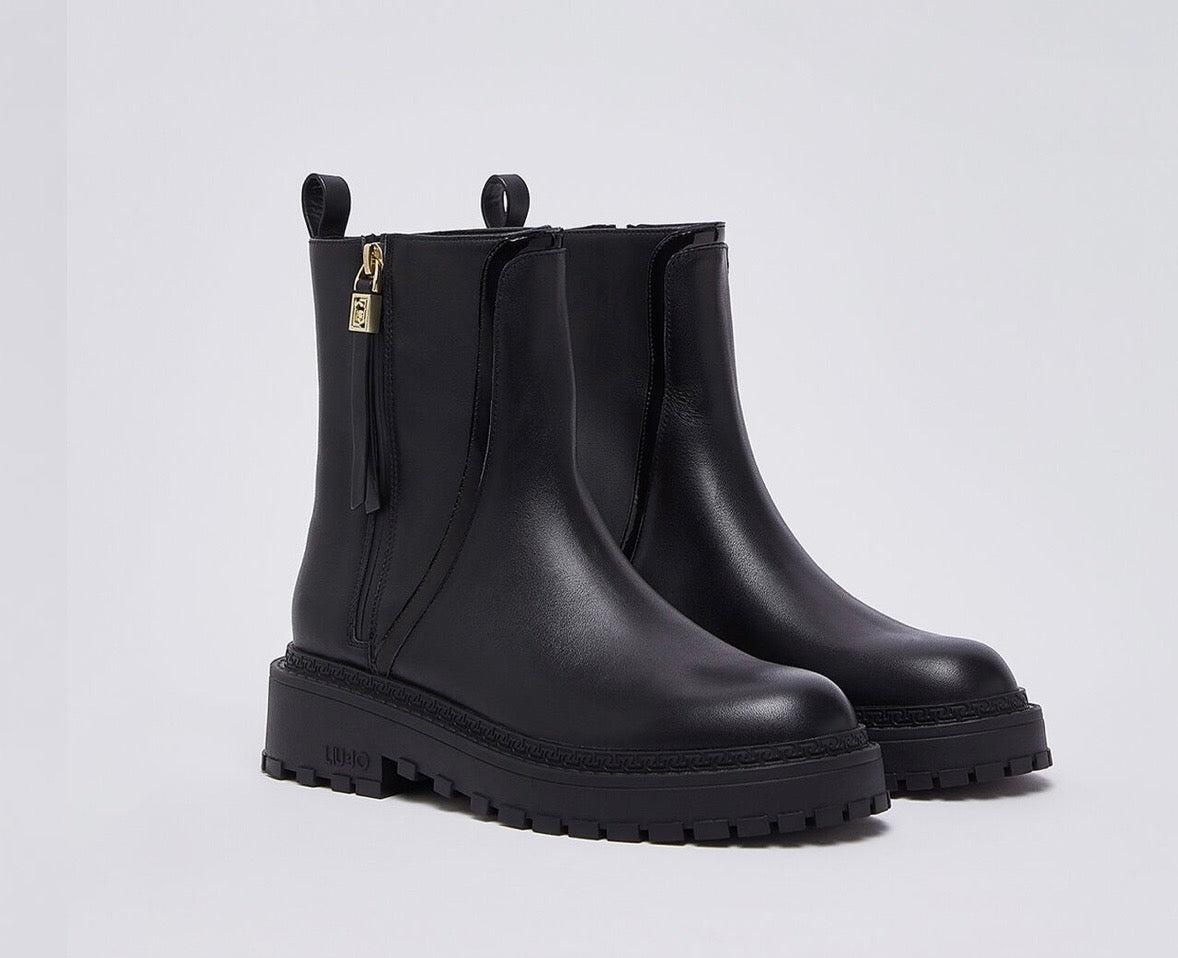 Bottines en cuir LIUJO Noires