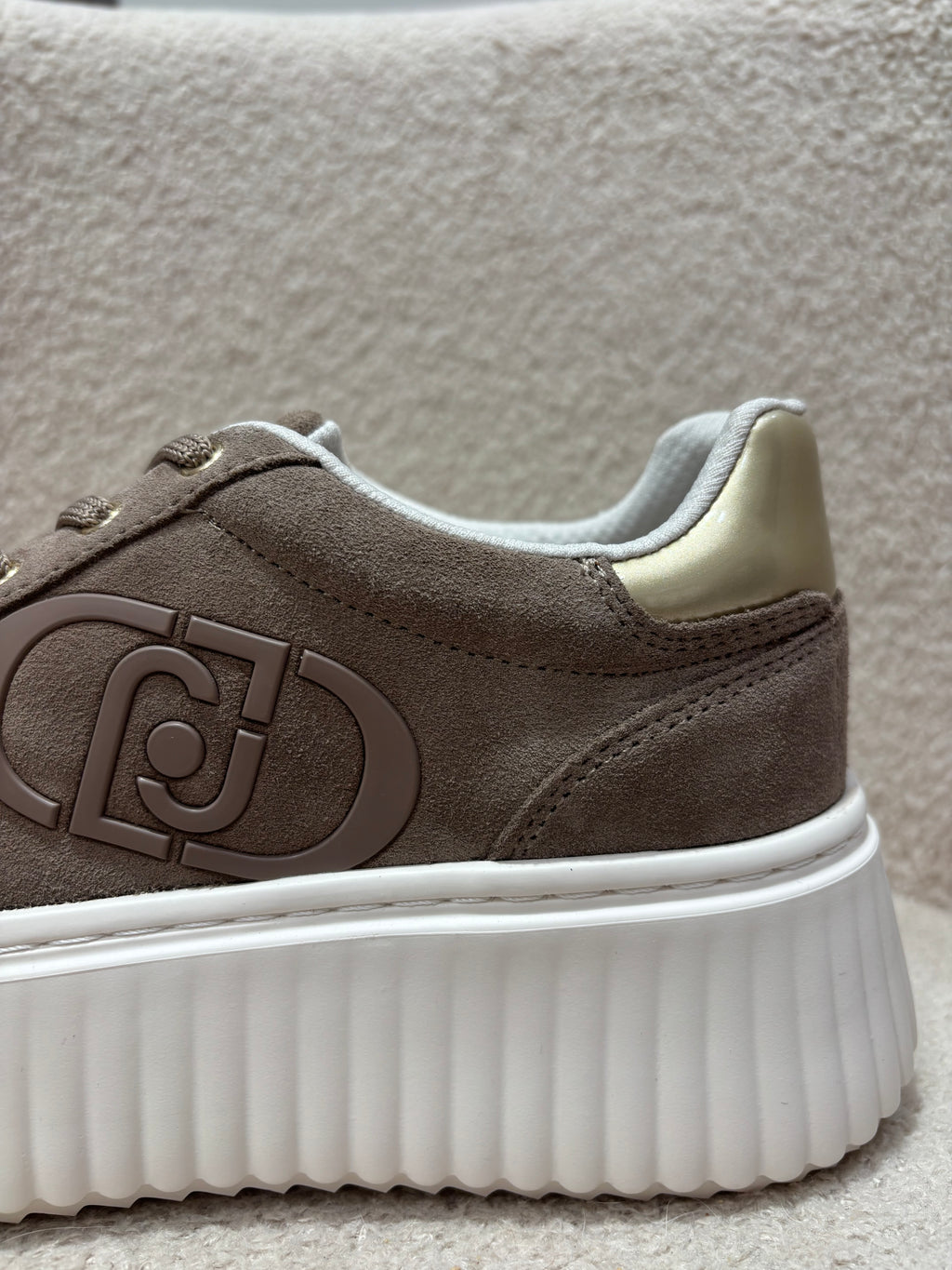 Sneakers plateforme en daim LIUJO Havane